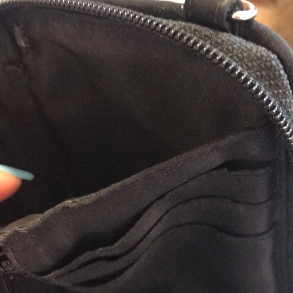 Vera Bradley wristlet - Picture 3 of 4